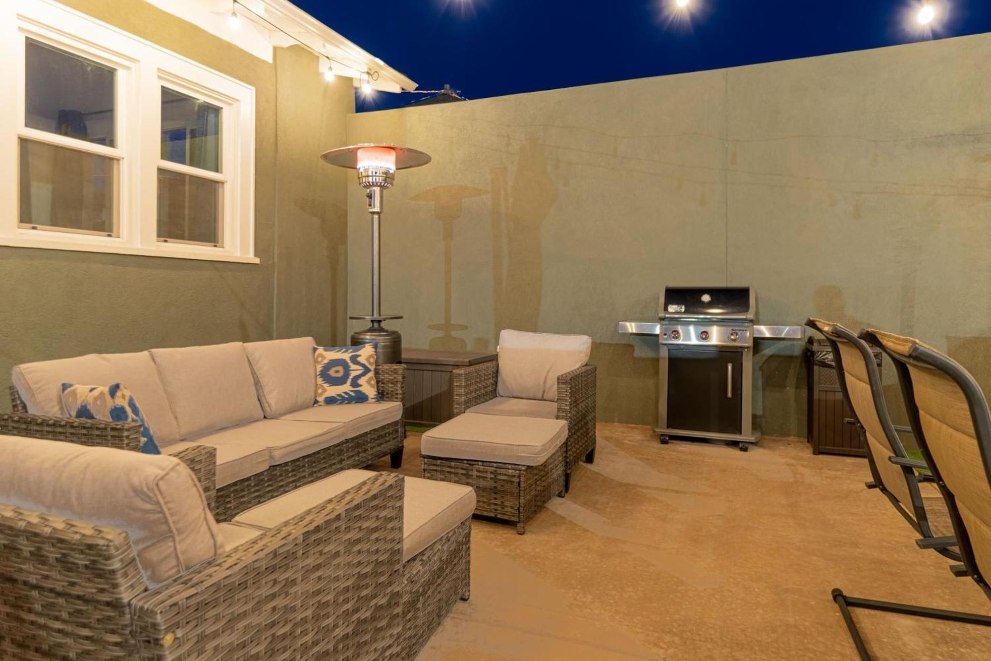 Plush 2-Bed Apt In Riverside Heights! Appartement Reno Buitenkant foto
